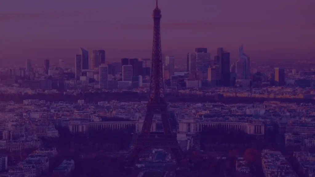 Fransa’da üniversite okumak konulu içerik için Paris şehir manzarası ve Eyfel Kulesi